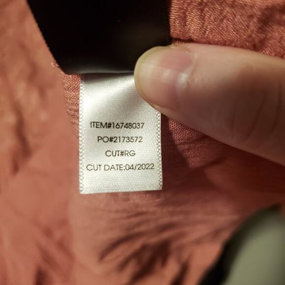 Torrid Dusty Pink Crinkle Gauze Embroidered V Neck Blouse Top - Picture 9 of 11